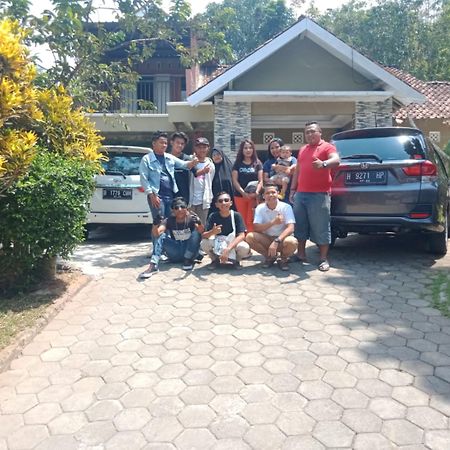 Penginapan Rudi Syariah Bantul Luaran gambar
